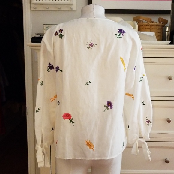 TOPSHOP WHITE TOP WITH FLOWERS SZ 12US NEW - Picture 6 of 8